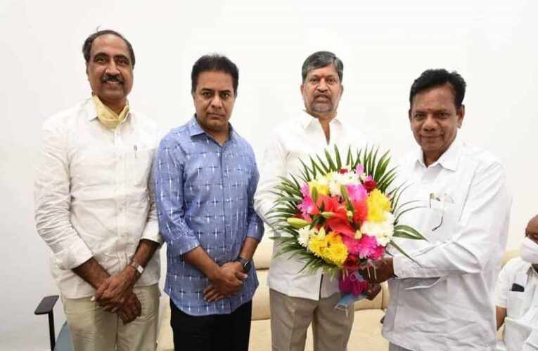 సైకిల్ దిగి కారెక్కిన ర‌మ‌ణ‌