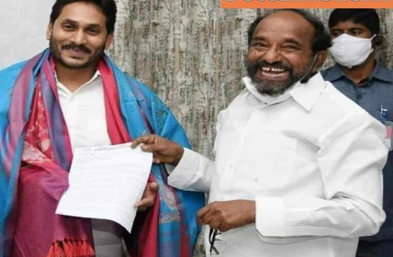 నామినేష‌న్లు వేసిన వైకాపా అభ్య‌ర్థులు